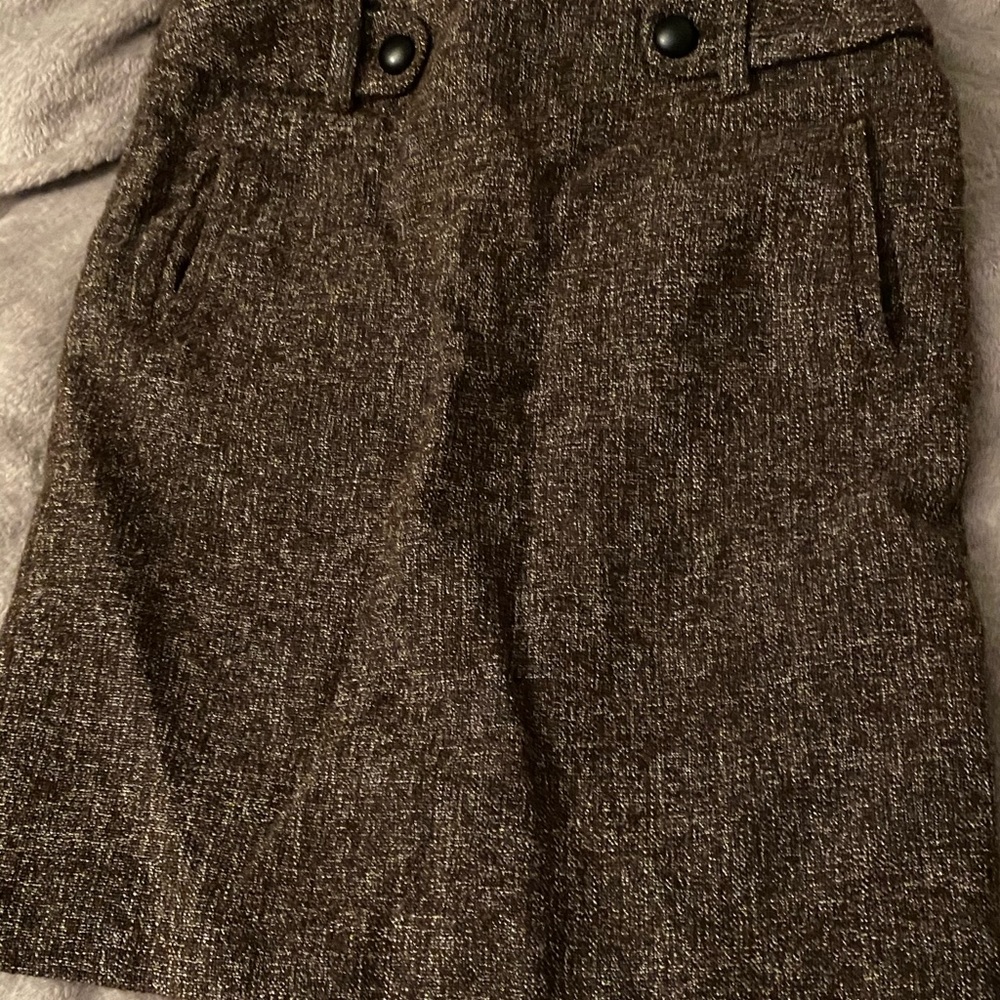 Brown textured business skirt